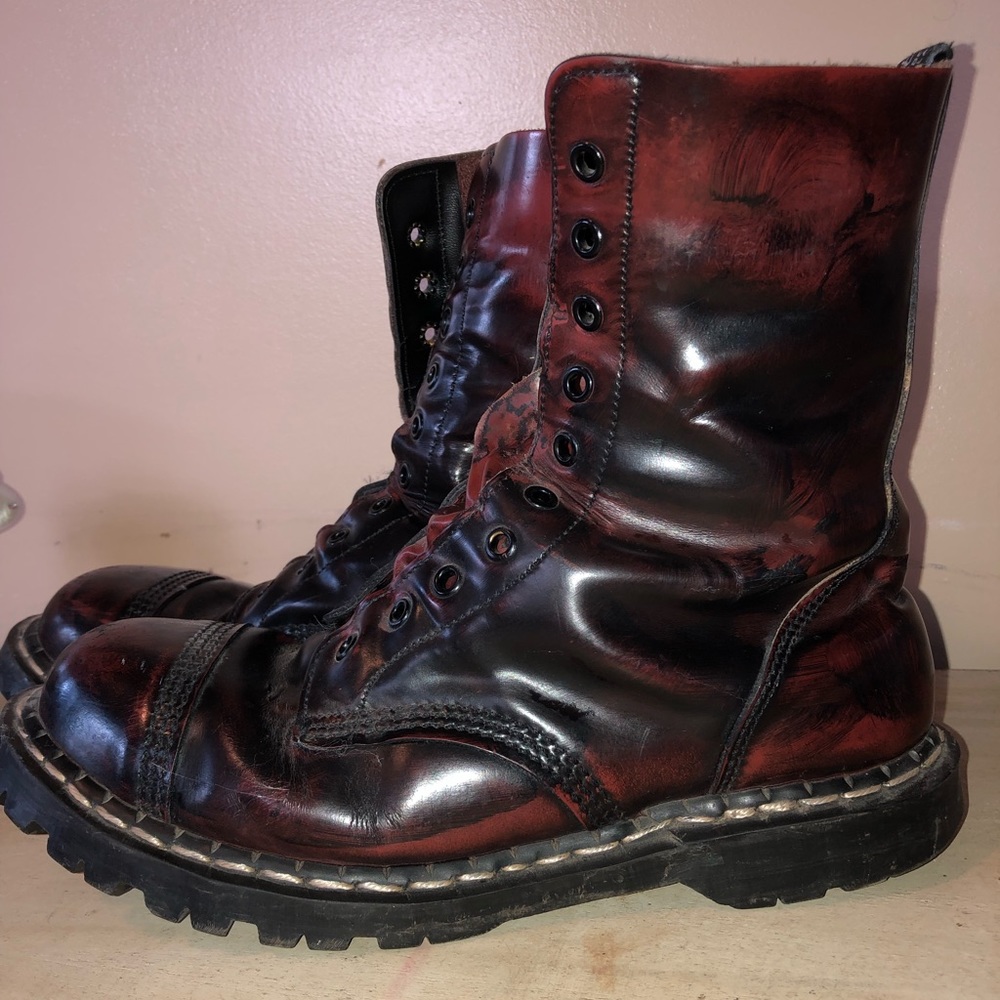 10 eye ox-blood Gripfast Boots